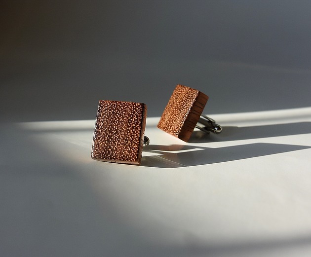 Spinki do mankietów z drewna wenge