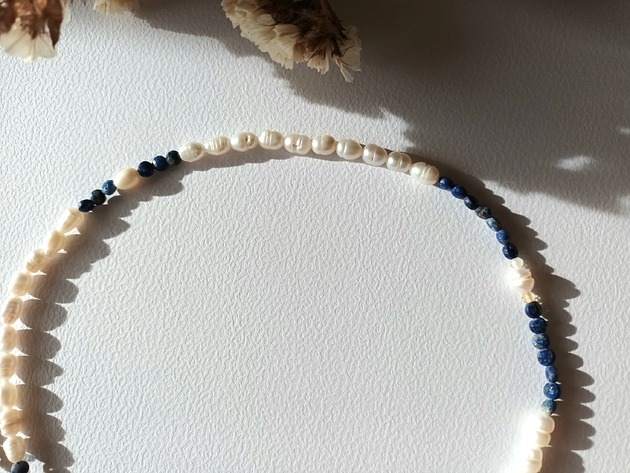 Naszyjnik perły naturalne i lapis lazuli