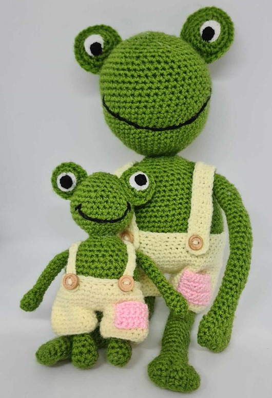 Żabka mamusia z córeczką