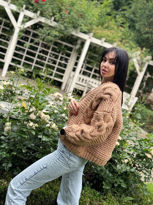 Kardigan z warkoczami