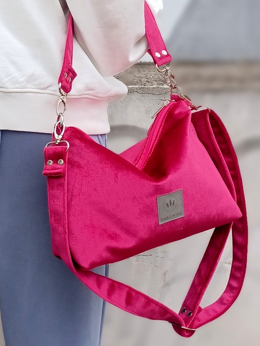 Mini torebka z weluru Frida Malinowa Czerwień