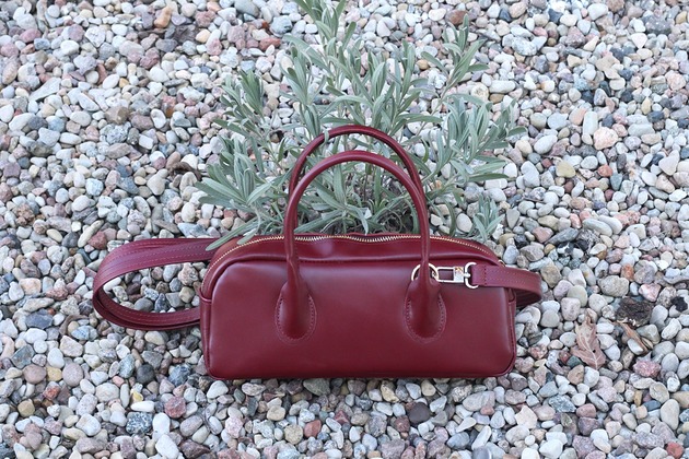 Torebka skórzana RuE burgund szewro GOLD