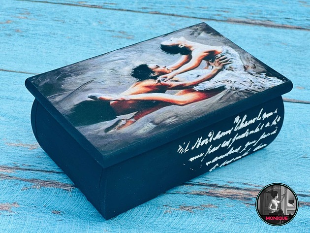 Szkatułka na biżuterię, prezent dla niej, motyw tańca, balet