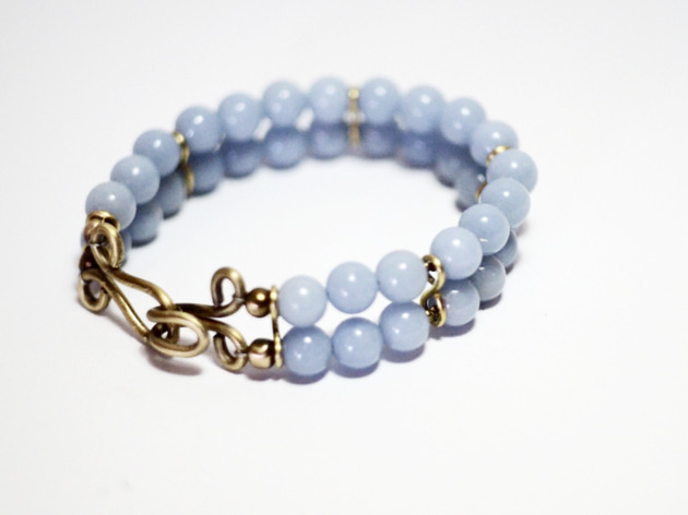 ANGELIT z ręcznie kutym zapięciem