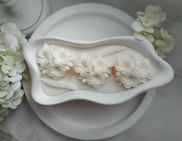 Duża świeca sojowa La Vie Est Belle type