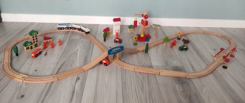 Kolejka Drewniana Tor Kolejowy Pociąg Pasażerski Klocki Akcesoria Autka