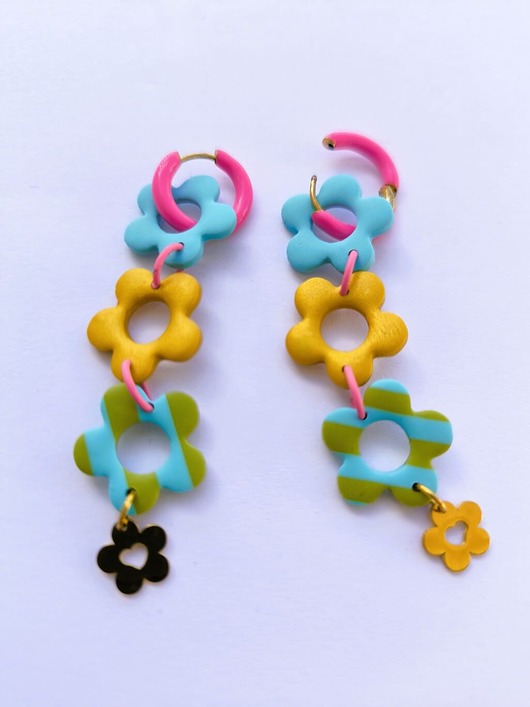 Kolczyki kwiatki na hoopsie