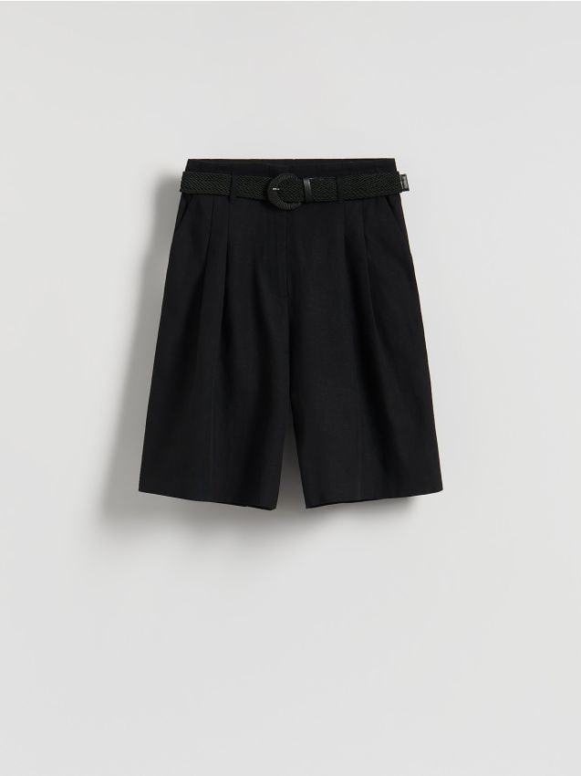 Reserved - Bermudy z paskiem - czarny