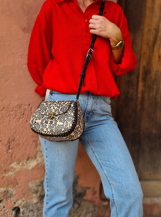 Torebka skórzana Margaritta biała czarna kwiaty ręcznie robiona