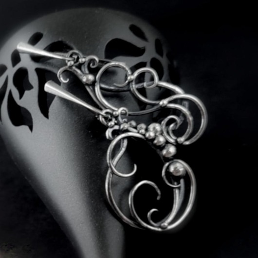 Kolczyki srebrne Floral asymmetry