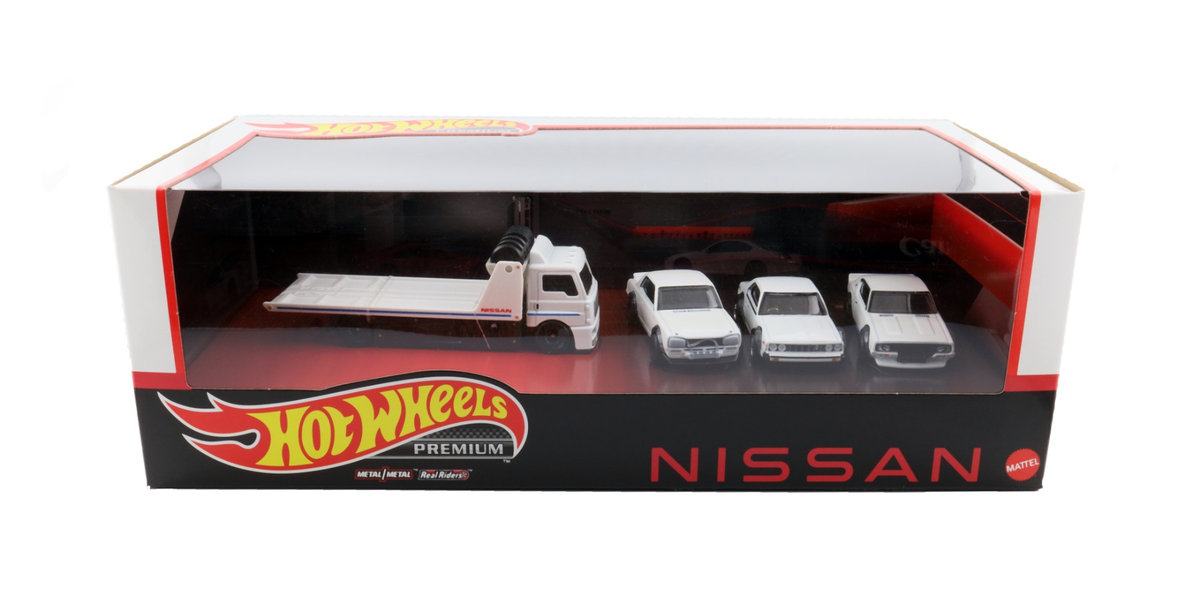 HOT WHEELS Premium Nissan Diorama HKC16 Skyline 2000GT-R LBWK, Skyline C210, Skyline HT 2000GT-X, Fleet Street