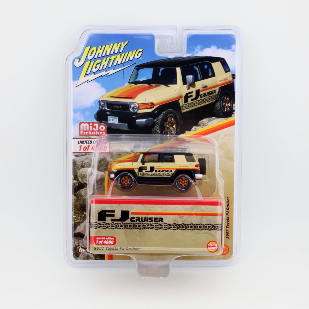 JOHNNY LIGHTNING 2007 Toyota FJ Cruiser Edycja Limitowana Beżowa