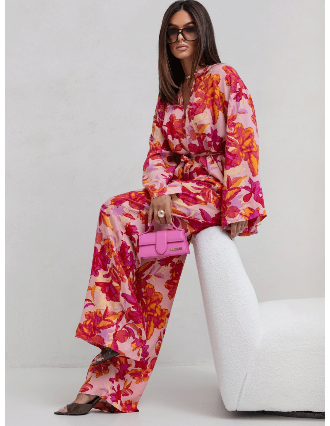 Szerokie spodnie z wiskozy w print ELIZA - wzór 1