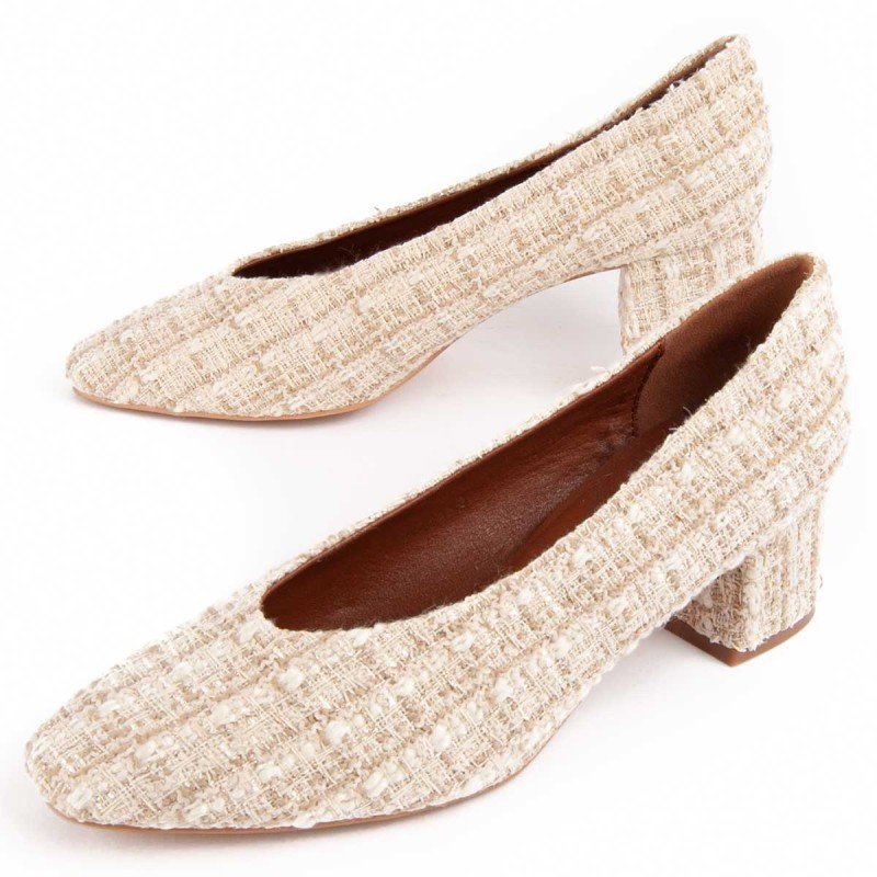 Buty na obcasie Montevita Nussia w kolorze be?owym
