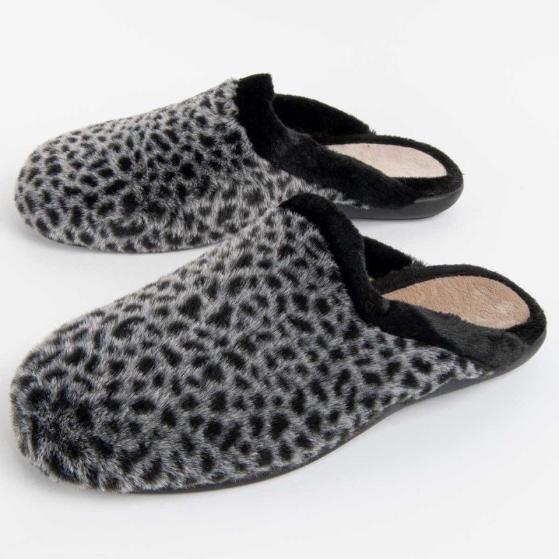 Northome Pantofel Louslip Czarny