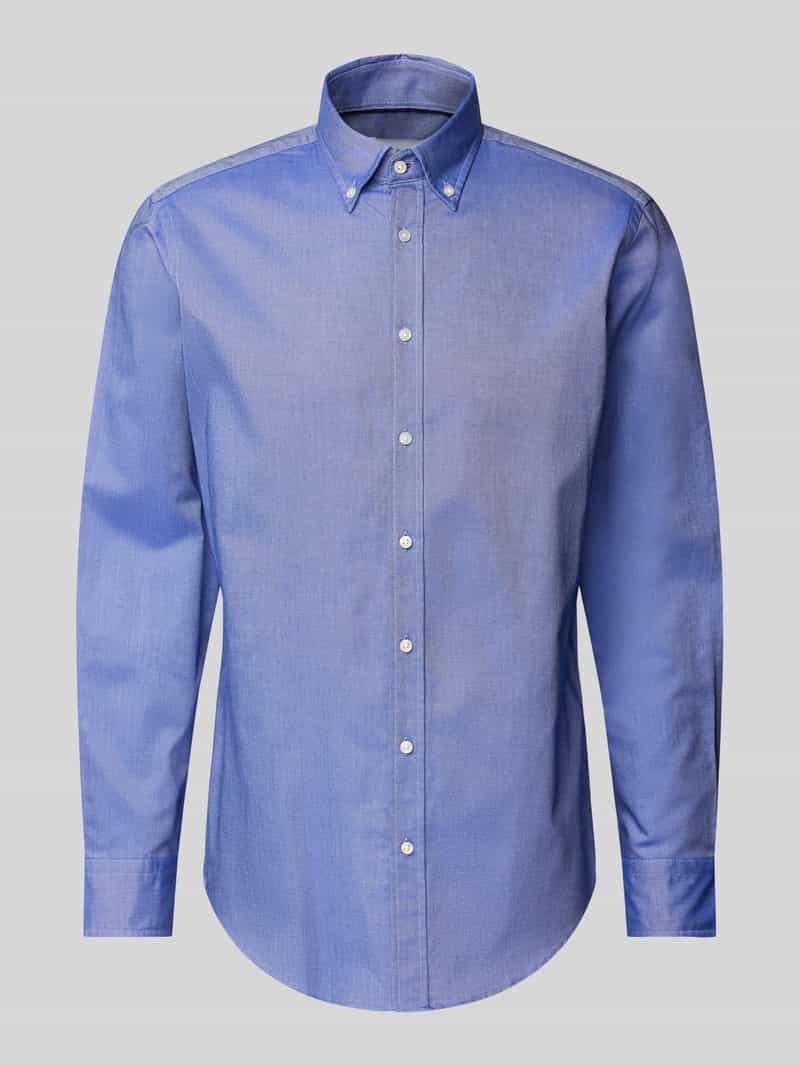 Koszula casualowa o kroju regular fit z kołnierzykiem typu button down