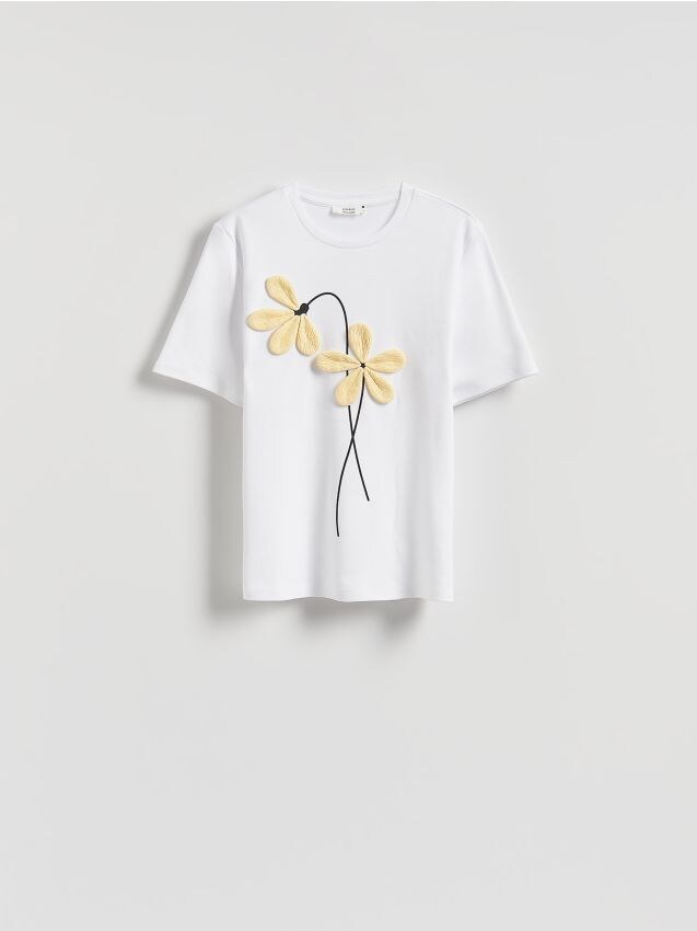 Reserved - T-shirt z kwiatową aplikacją - złamana biel