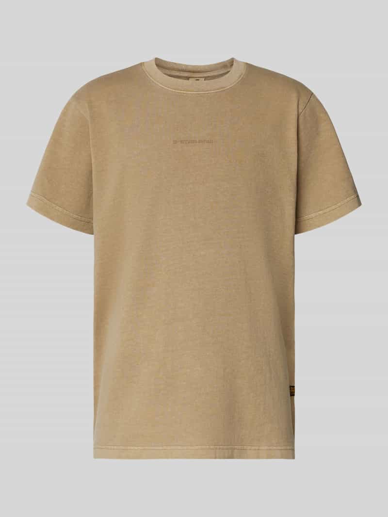 T-shirt z naszywką z logo