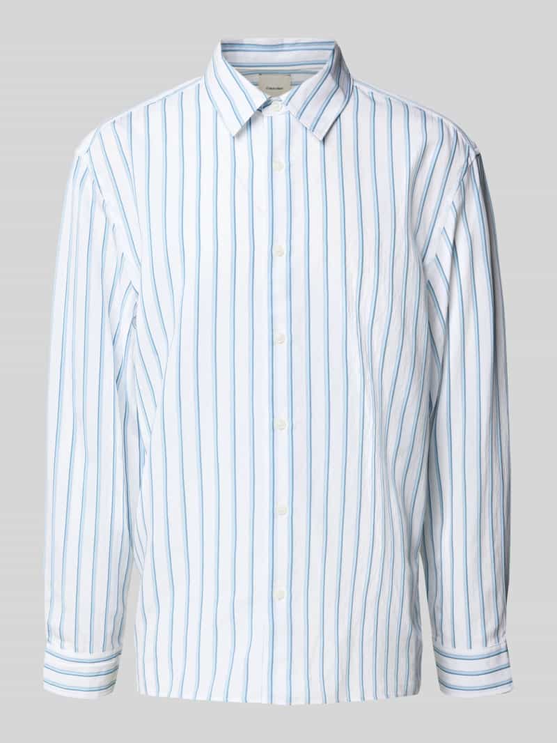 Koszula casualowa z kołnierzykiem typu kent