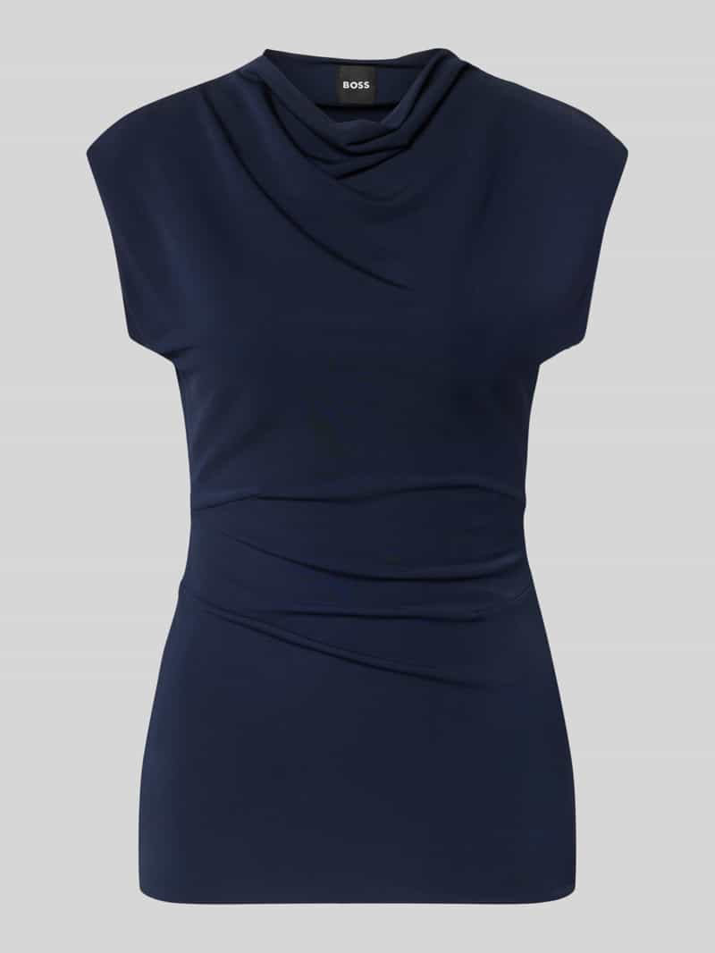 T-shirt o kroju slim fit z wiskozy