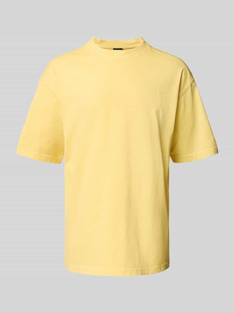 T-shirt o kroju comfort fit z czystej bawełny