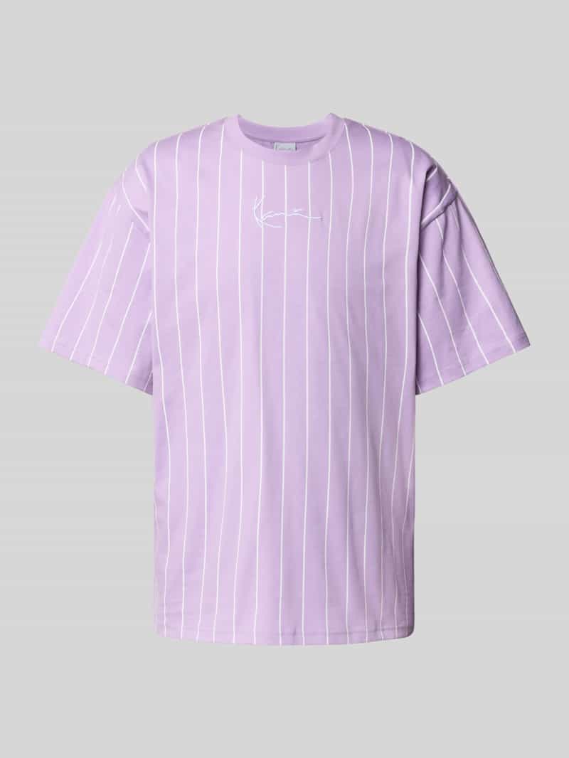 T-shirt z wyhaftowanym logo