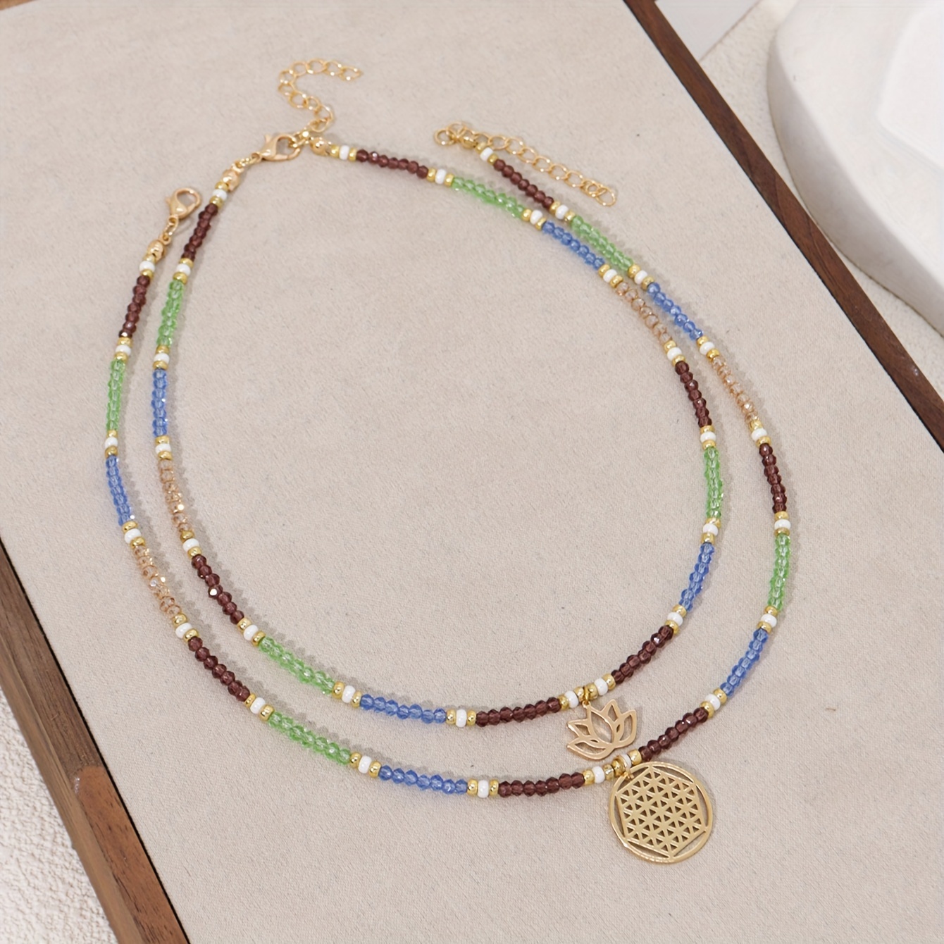 TEMU 2 szt. Naszyjnik z Wisiorkiem dla Kobiet, Bohemski Sztuczny Kryształ z Koralikami, Podwójna Warstwa Choker z Motywem Lotosu na Wakacje, Imprezy,