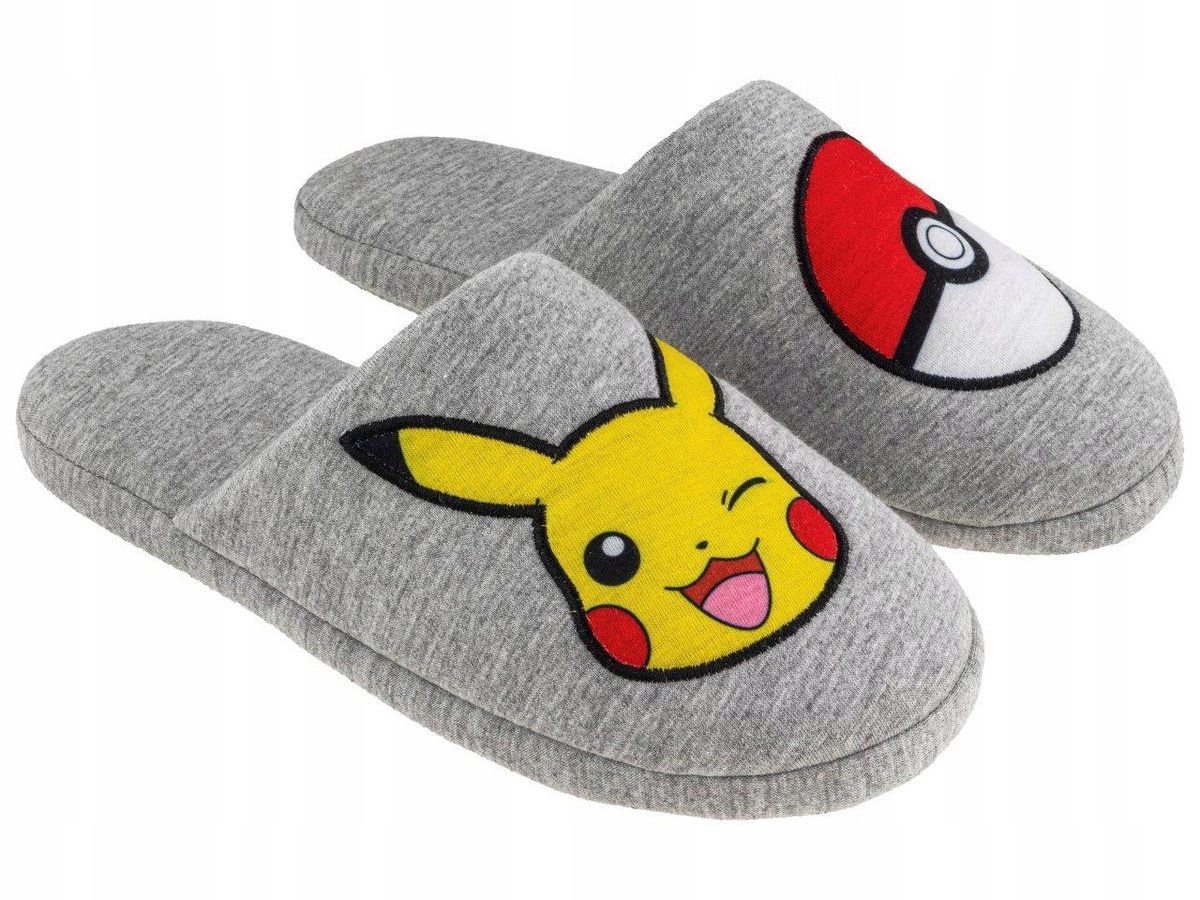 Kapcie Papcie Pantofle domowe Pokemon Pikatchu wsuwane r.39 LEOMIL PO001813
