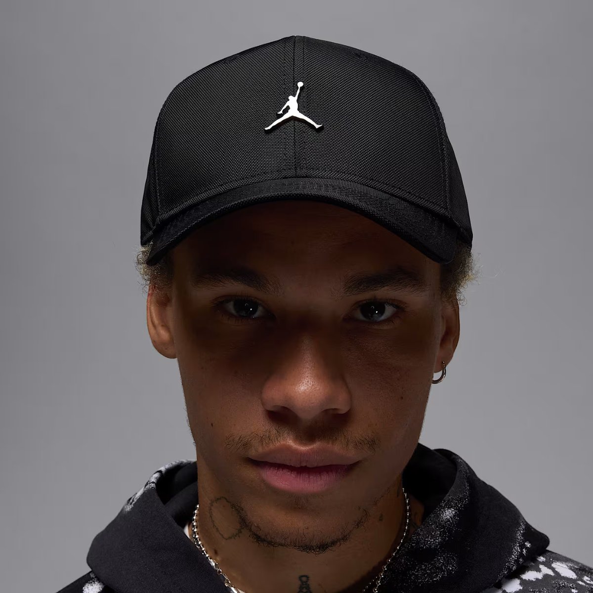 Czapka z daszkiem Air Jordan Rise Structured Metal Jumpman Czarna - HM5750-010-M/L