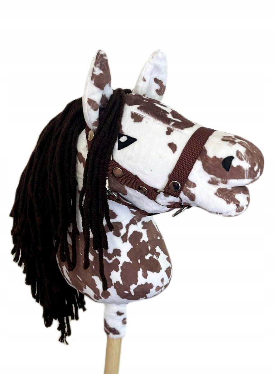 HOBBY HORSE A4, KOŃ NA KIJU - SROKATY BIAŁO-BRĄZOWY + KANTAR + GRATIS