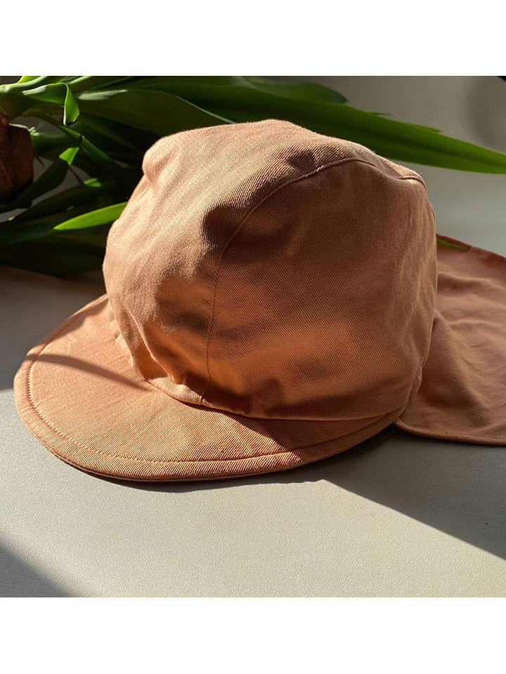 Filibabba Czapka w kolorze pomarańczowym z osłoną karku