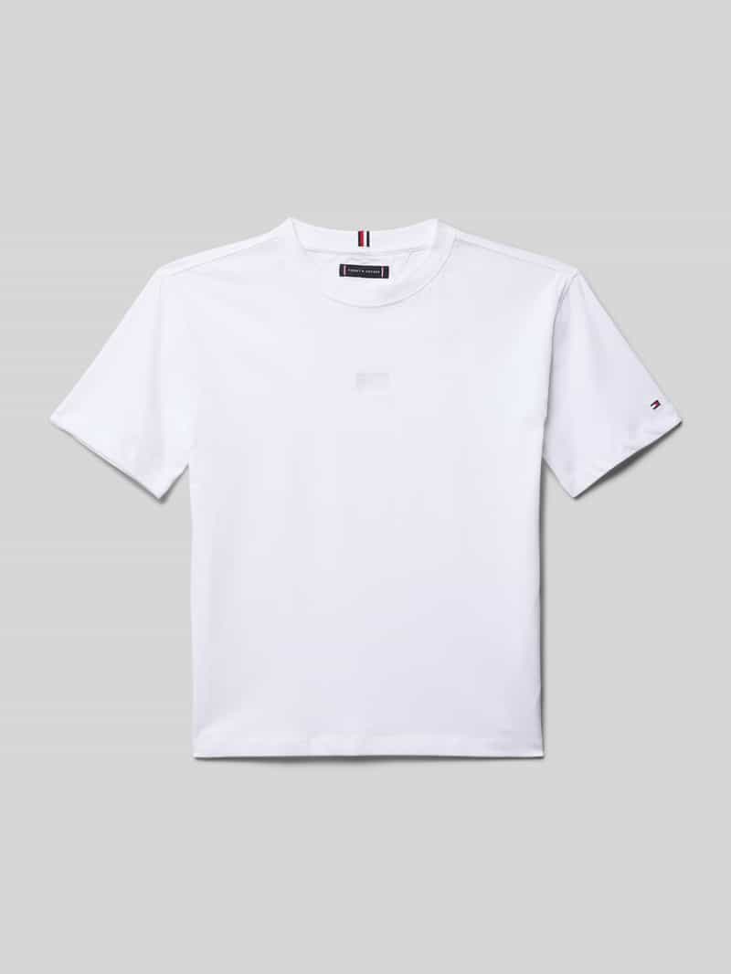 T-shirt z wyhaftowanym logo