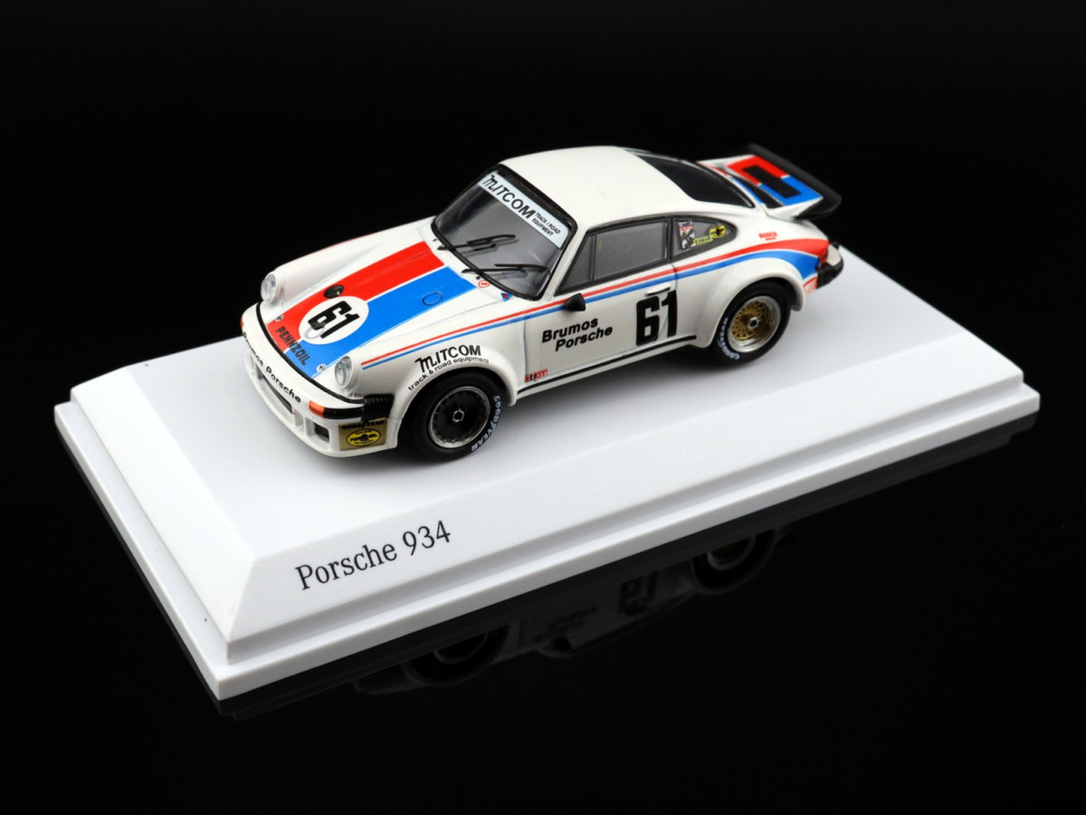 TARMAC WORKS Minichamps Porsche 934 Brumos Racing 24h Daytona 1977