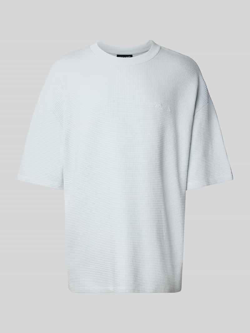 T-shirt o kroju oversized z wyhaftowanym logo