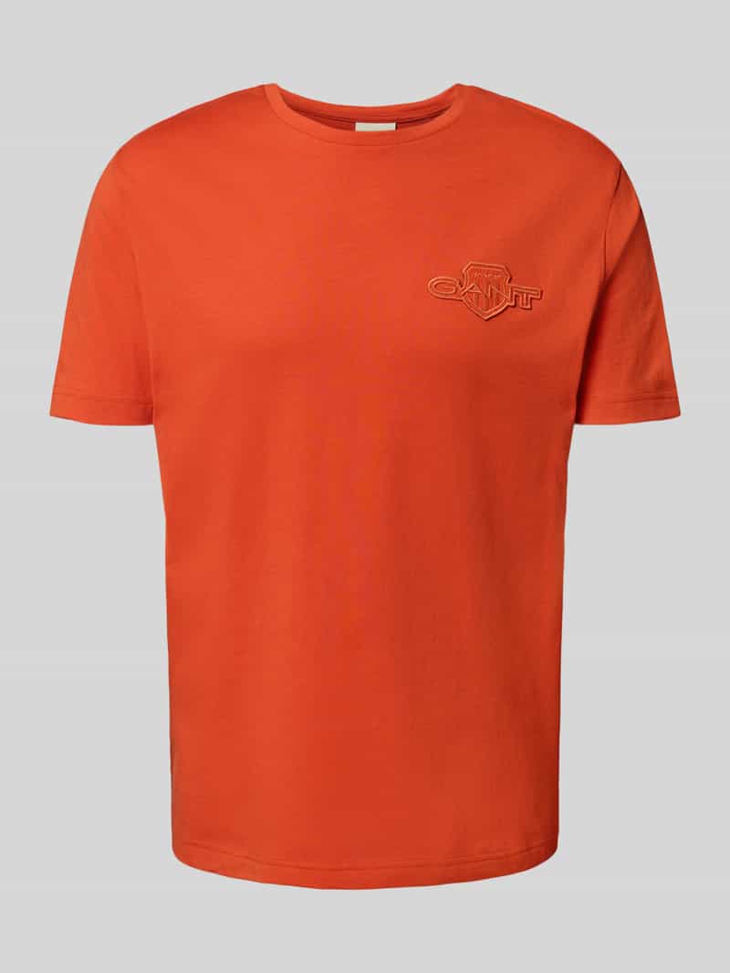 T-shirt o kroju regular fit z wyhaftowanym logo i okrągłym dekoltem