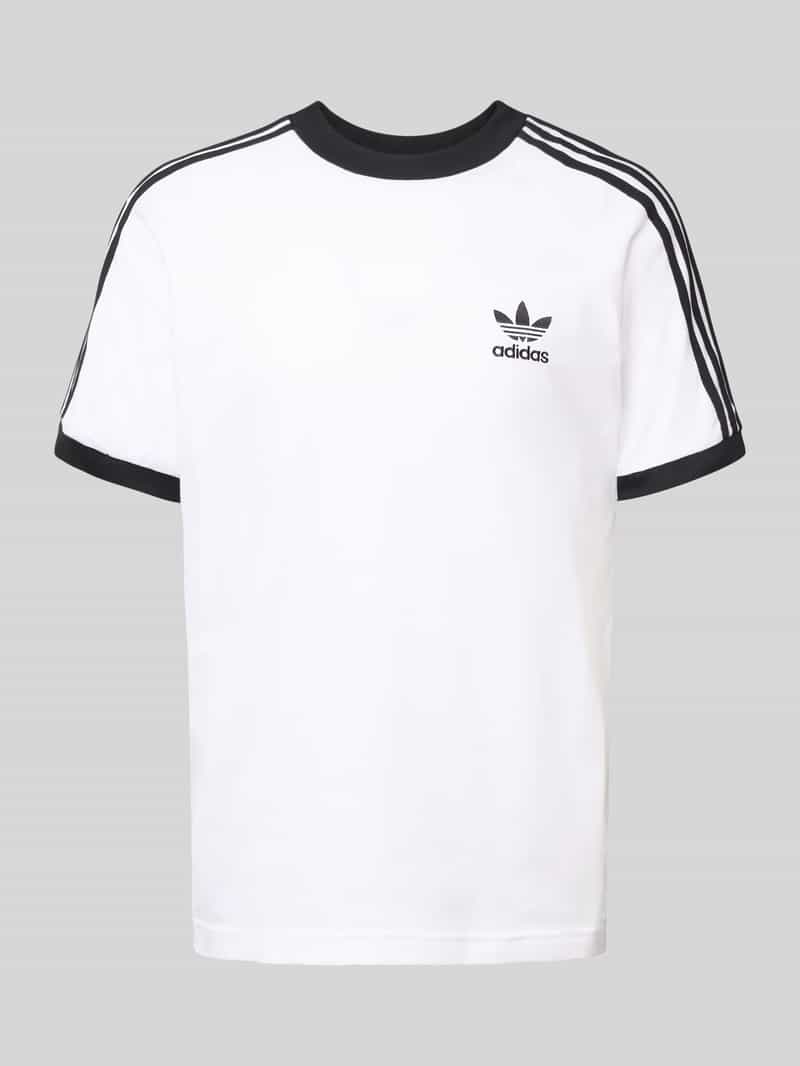 T-shirt z wyhaftowanym logo