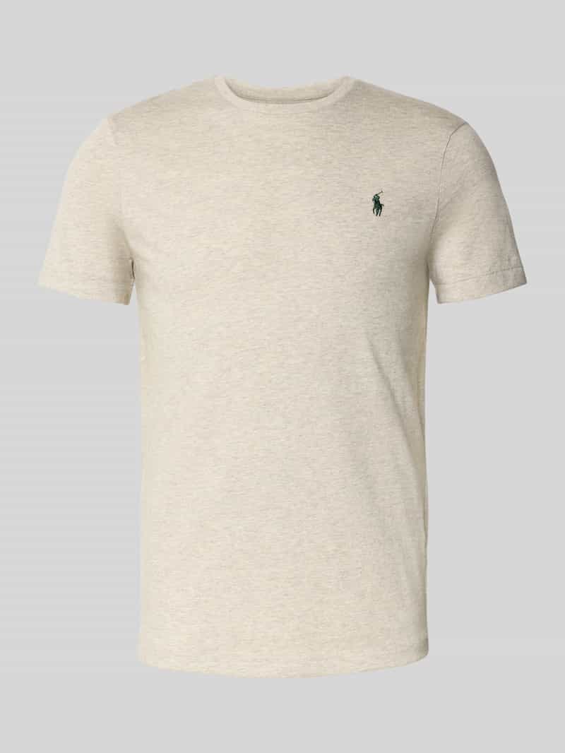 T-shirt o kroju custom slim fit z wyhaftowanym logo