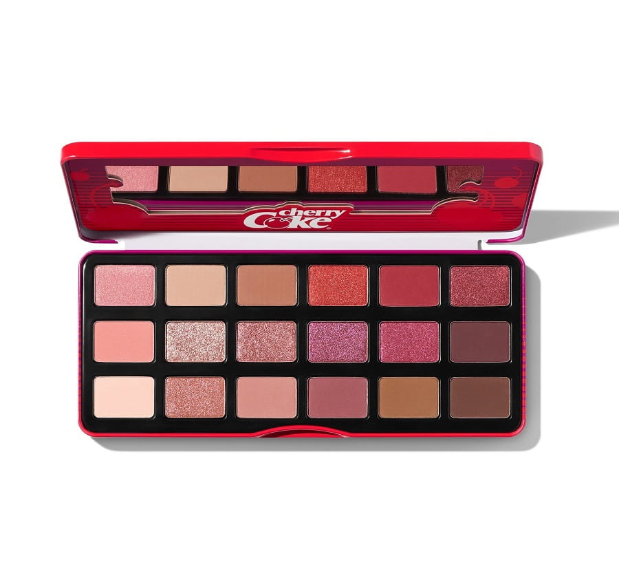 MORPHE X Coca-Cola Cheerfully Cherry Artistry Palette Paleta cieni do powiek