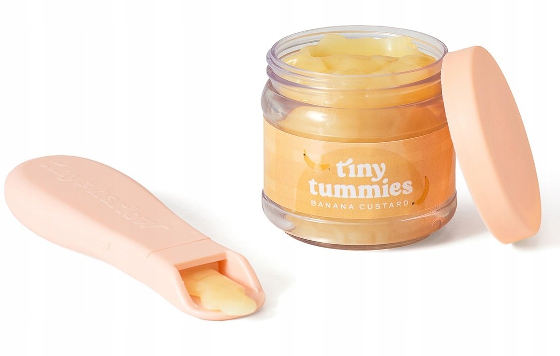 Tiny Harlow Zestaw dla lalek Tiny Tummies Słoiczek i Łyżeczka, Banan