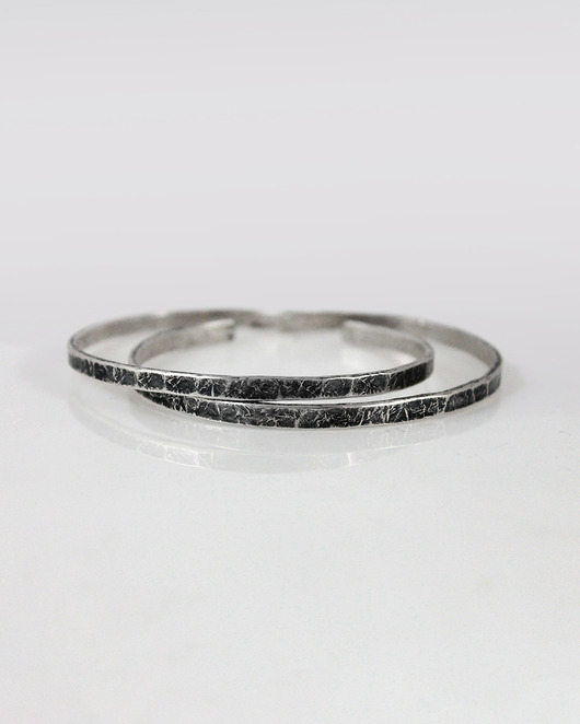 Nieregularne - komplet 2 srebrnych bransoletek - różne rozmiary