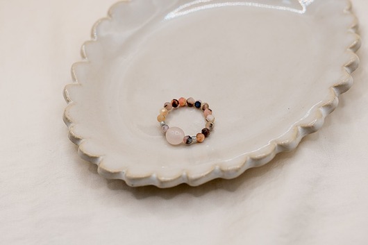 Pierścionek elastyczny z Kwarcu Różowego i Opalu