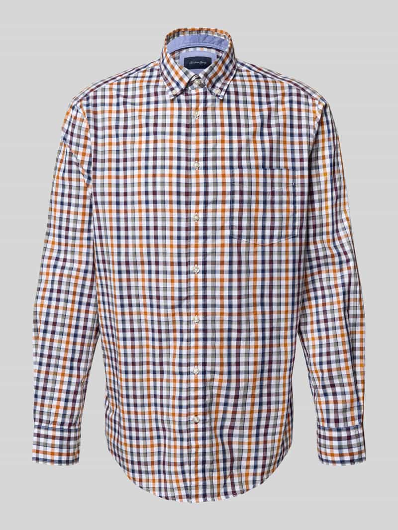 Koszula casualowa o kroju regular fit z kołnierzykiem typu button down