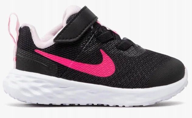 Buty Dziecięce Sportowe Czarne Nike Revolution 6 Nn DD1094-007 r. 19,5
