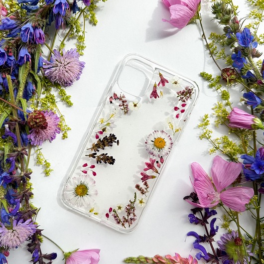 Etui na telefon - romantyczna ramka