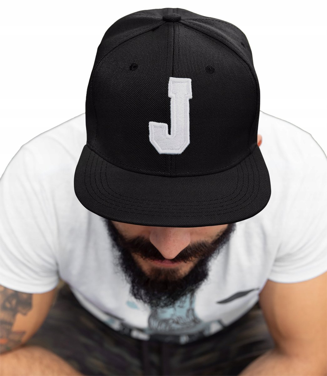 CZAPKA PROSTY DASZEK LITERA J HAFT AMERICAN TWILL