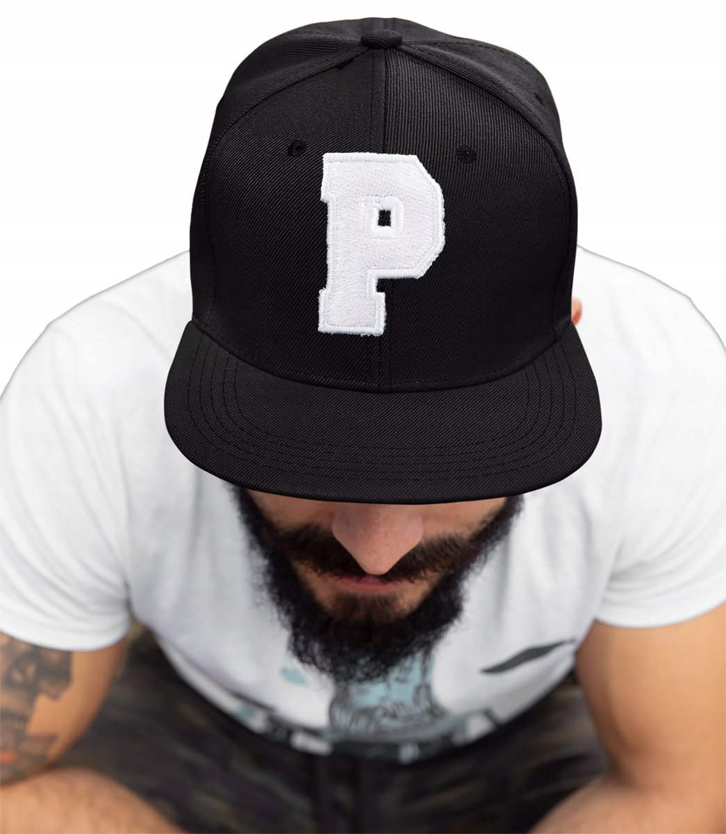 CZAPKA PROSTY DASZEK LITERA P HAFT AMERICAN TWILL