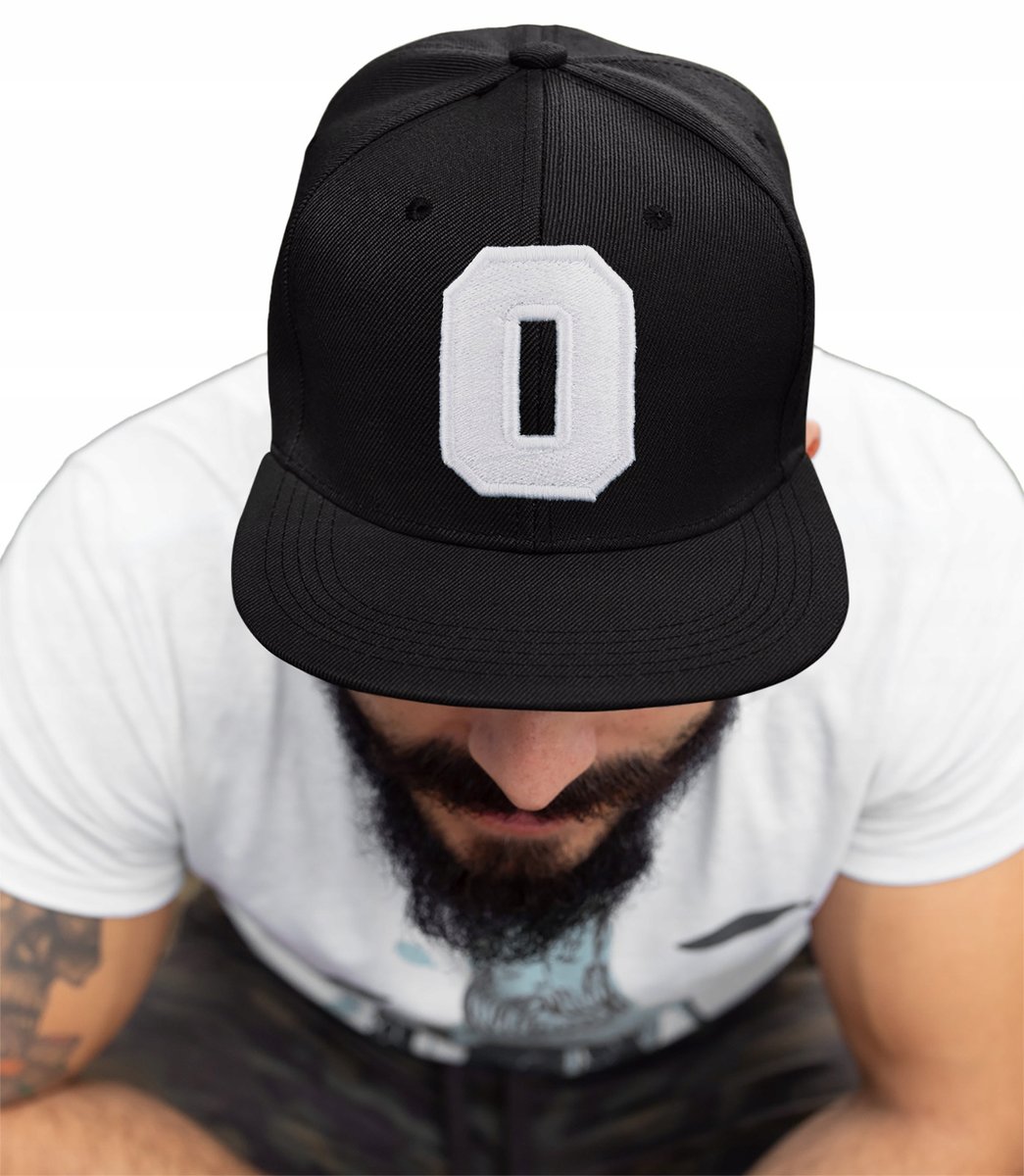 CZAPKA PROSTY DASZEK LITERA O HAFT AMERICAN TWILL