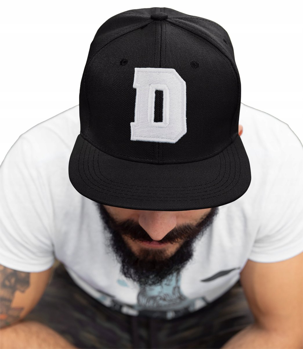 CZAPKA PROSTY DASZEK LITERA D HAFT AMERICAN TWILL
