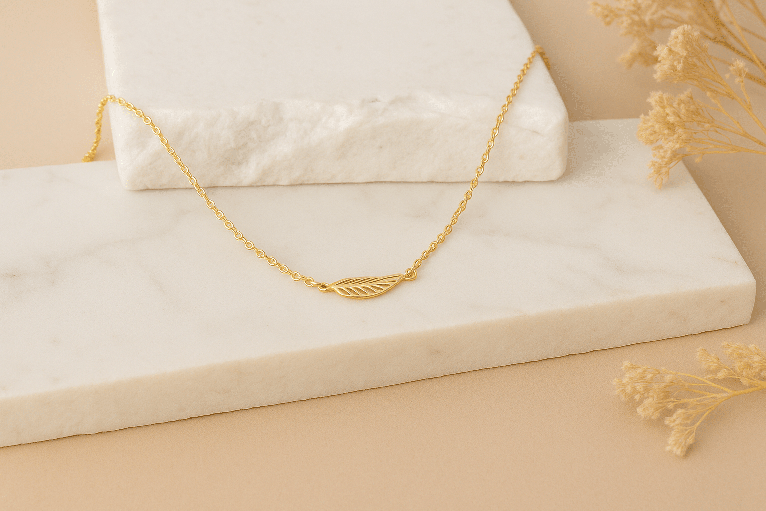 Naszyjnik celebrytka pozłacany ze skrzydłami – Stal szlachetna 316L 44+5 cm