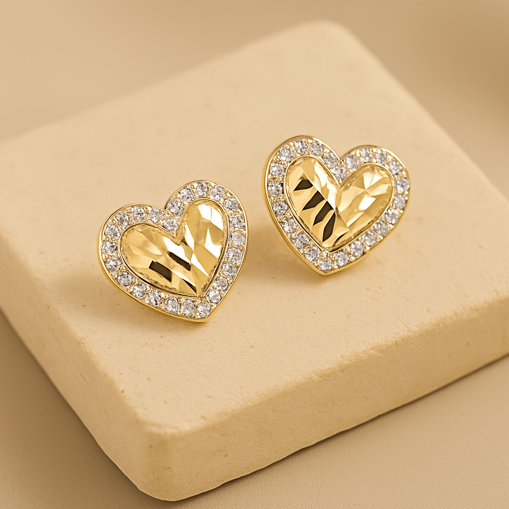 Kolczyki serca z cyrkoniami – Złoty blask i elegancja